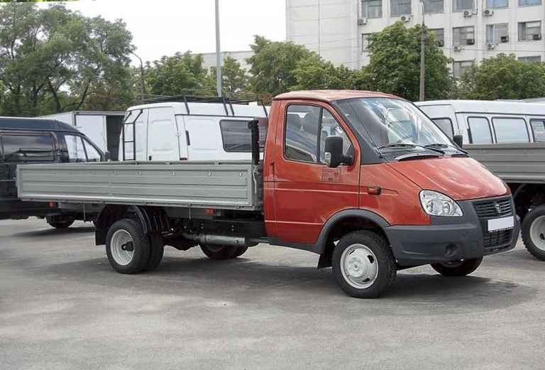 Заказать грузовое такси для перевозки средних коробок из Ставрополя в Брянск